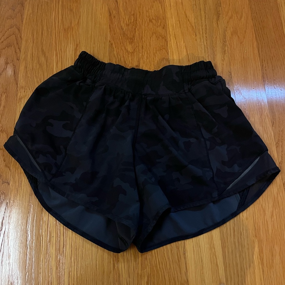 lululemon athletica Black Athletic Shorts Lightweight Elastic Waist